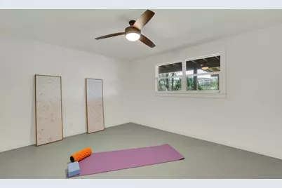 810 N Loop Street, San Marcos, TX 78666 - Photo 29