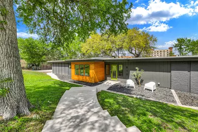 810 N Loop Street, San Marcos, TX 78666 - Photo 1