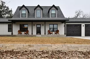 300 E Bluebonnet Ln, Johnson City, TX 78636 - Photo 1