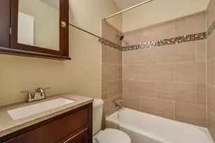 2401 Manor Rd, Austin, TX 78722 - Photo 3