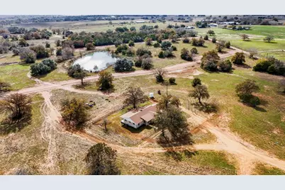 2569 County Road 443, Waelder, TX 78959 - Photo 35