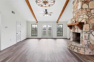 2569 Co Rd 443, Waelder, TX 78959 - Photo 7