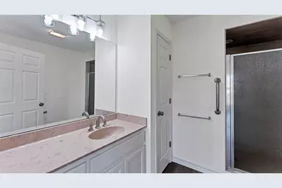 2569 County Road 443, Waelder, TX 78959 - Photo 25