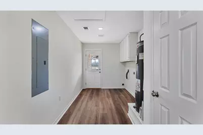 2569 County Road 443, Waelder, TX 78959 - Photo 31