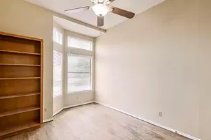 2802 Nueces St, Austin, TX 78705 - Photo 7