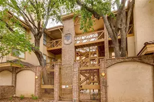 806 W 24th St, Austin, TX 78705 - Photo 1