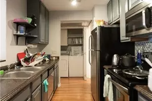 806 W 24th St, Austin, TX 78705 - Photo 11