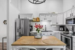 1015 E Yager Ln, Austin, TX 78753 - Photo 7