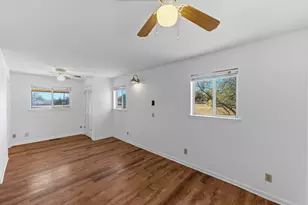 729 Nomad Dr, Spicewood, TX 78669 - Photo 27