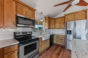 729 Nomad Dr, Spicewood, TX 78669 - Photo 19