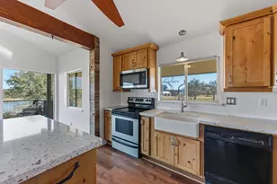 729 Nomad Dr, Spicewood, TX 78669 - Photo 17