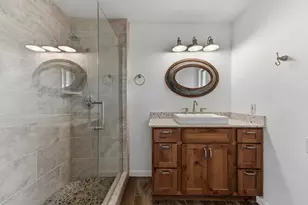 729 Nomad Dr, Spicewood, TX 78669 - Photo 29