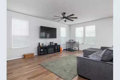 121 Graver Street, Georgetown, TX 78626 - Photo 5
