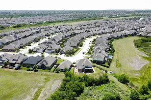 19205 Burrowbridge Rd, Pflugerville, TX 78660 - Photo 33