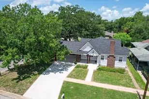 522 S Walnut Ave, Luling, TX 78648 - Photo 29