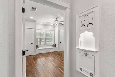 522 S Walnut Avenue, Luling, TX 78648 - Photo 17