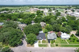 522 S Walnut Ave, Luling, TX 78648 - Photo 31