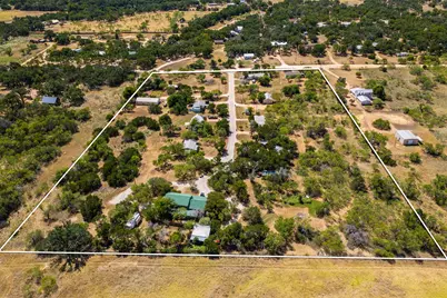 114 Fleury Way, Fredericksburg, TX 78624 - Photo 3
