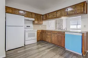 8104 Dunn St, Austin, TX 78745 - Photo 11