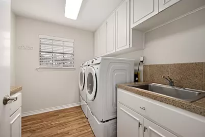 907 Vanguard Street, Lakeway, TX 78734 - Photo 17