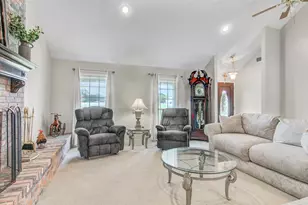 6483 Jade Ave, Port Arthur, TX 77640 - Photo 13