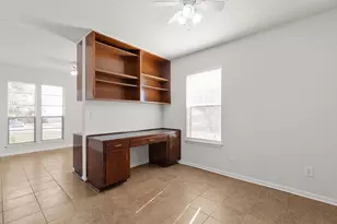 81 Family Cir, Hutto, TX 78634 - Photo 21