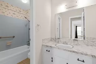 81 Family Cir, Hutto, TX 78634 - Photo 19