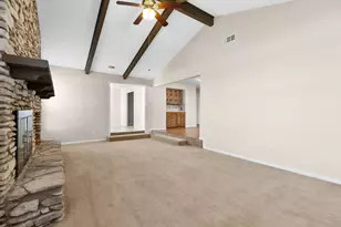 81 Family Cir, Hutto, TX 78634 - Photo 35