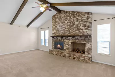 81 Family Circle, Hutto, TX 78634 - Photo 3