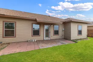120 Navarro Xing, Seguin, TX 78155 - Photo 23