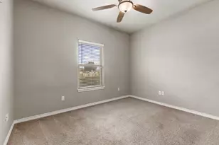 120 Navarro Xing, Seguin, TX 78155 - Photo 17