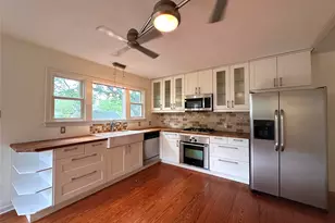 1904 Pequeno St, Austin, TX 78757 - Photo 7