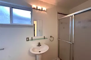 1904 Pequeno St, Austin, TX 78757 - Photo 15