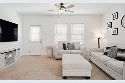 591 Bunton Reserve Boulevard, Kyle, TX 78640 - Photo 15