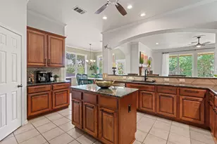 2605 Shire Ridge Dr, Austin, TX 78732 - Photo 15