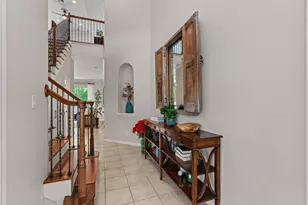 2605 Shire Ridge Dr, Austin, TX 78732 - Photo 3