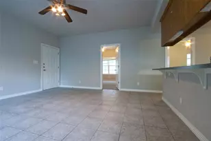 2410 Leon St, Austin, TX 78705 - Photo 3