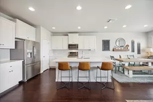 2005 Jacey Way, Austin, TX 78725 - Photo 9