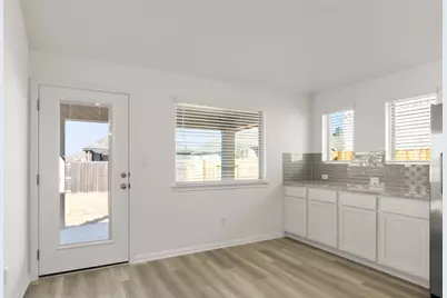 314 Bay Breeze Drive, Kyle, TX 78640 - Photo 5