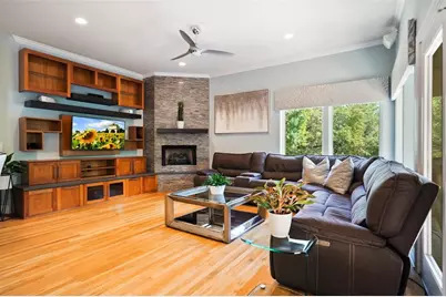 107 Squires Drive, Lakeway, TX 78734 - Photo 11