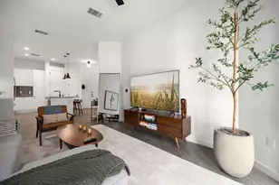 800 Embassy Dr, Austin, TX 78702 - Photo 15