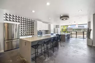 800 Embassy Dr, Austin, TX 78702 - Photo 27