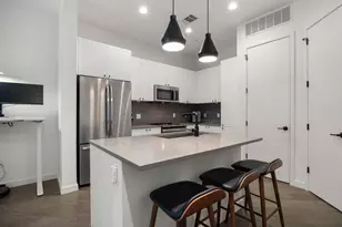 800 Embassy Dr, Austin, TX 78702 - Photo 7