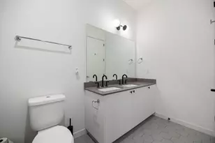 800 Embassy Dr, Austin, TX 78702 - Photo 17