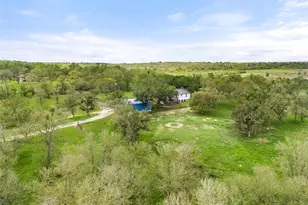 274 Old Austin Trail, Elgin, TX 78621 - Photo 9