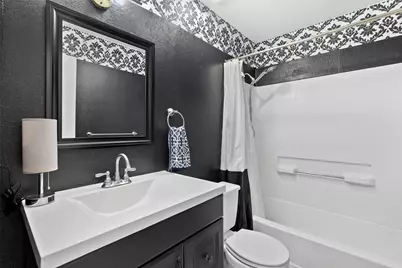 274 Old Austin Trail, Elgin, TX 78621 - Photo 23