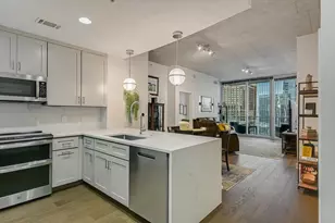 360 Nueces St, Austin, TX 78701 - Photo 7