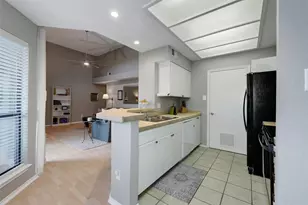 4711 Spicewood Springs Rd, Austin, TX 78759 - Photo 9