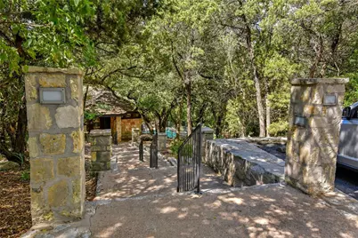 4711 Spicewood Springs Road #1-201, Austin, TX 78759 - Photo 27