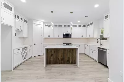 116 Keaau Court, Bastrop, TX 78602 - Photo 11